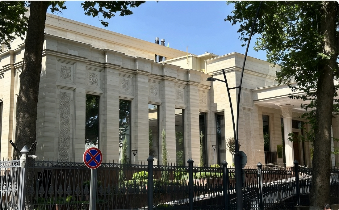 Новое здание Сената